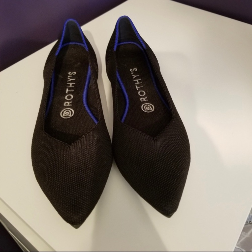 Rothys Black Point Flats - Sz 8